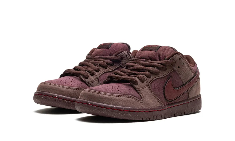 Nike SB Dunk Low City of Love Burgundy Crush