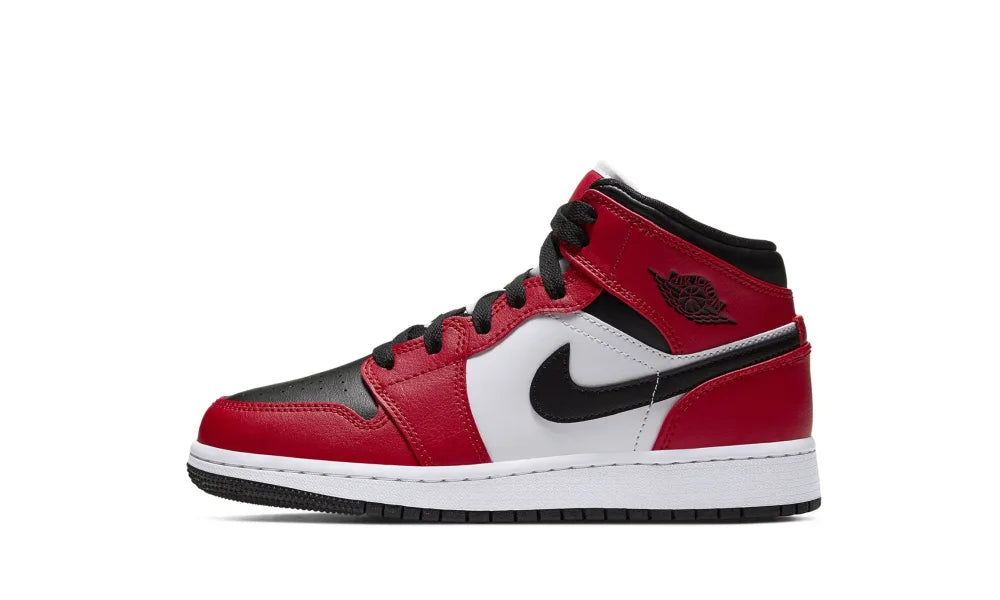 Jordan 1 Mid Chicago Black Toe (GS)