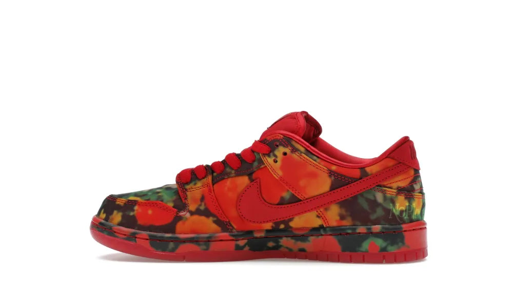 Nike SB Dunk Low The Wizard of Oz Poppy Field