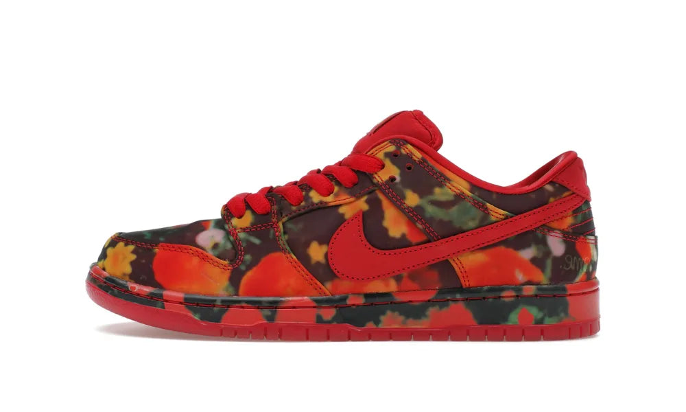 Nike SB Dunk Low The Wizard of Oz Poppy Field