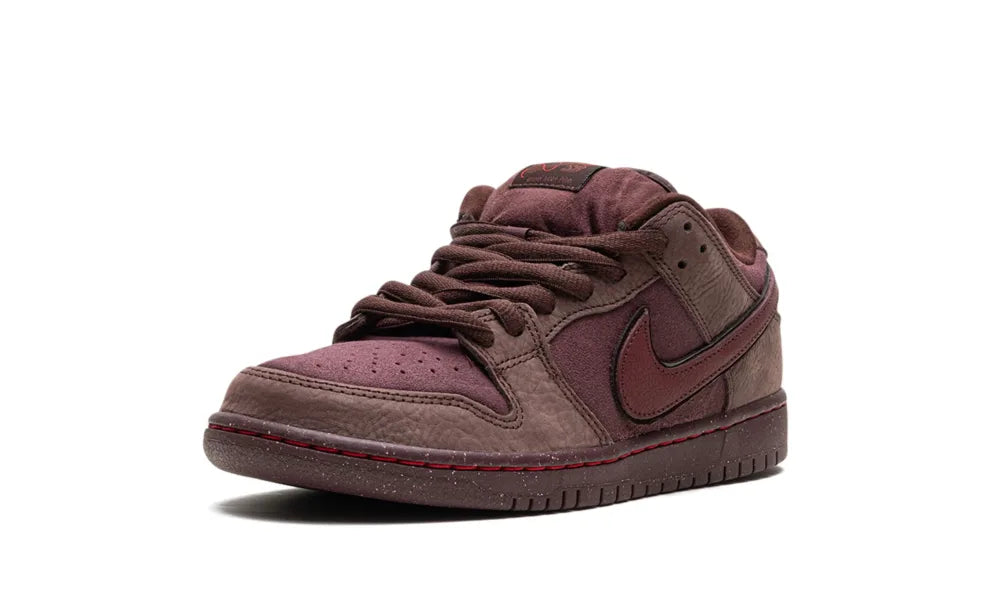 Nike SB Dunk Low City of Love Burgundy Crush