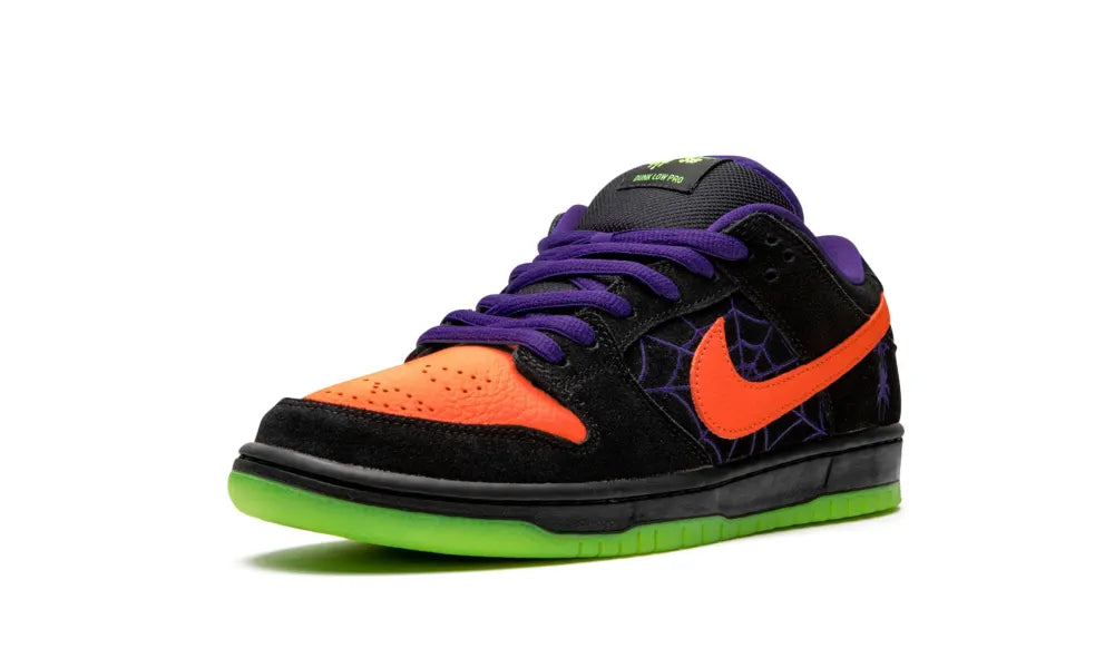 Nike SB Dunk Low Night of Mischief Halloween