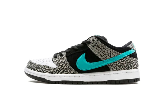 Nike SB Dunk Low atmos Elephant