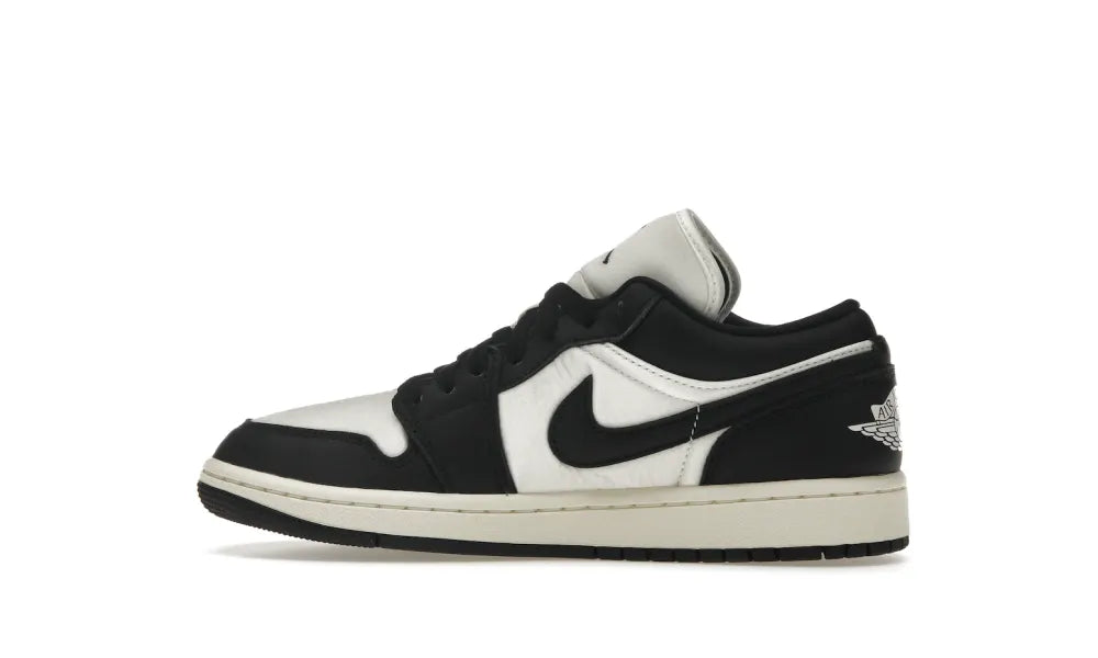 Jordan 1 Low SE Vintage Panda (W)