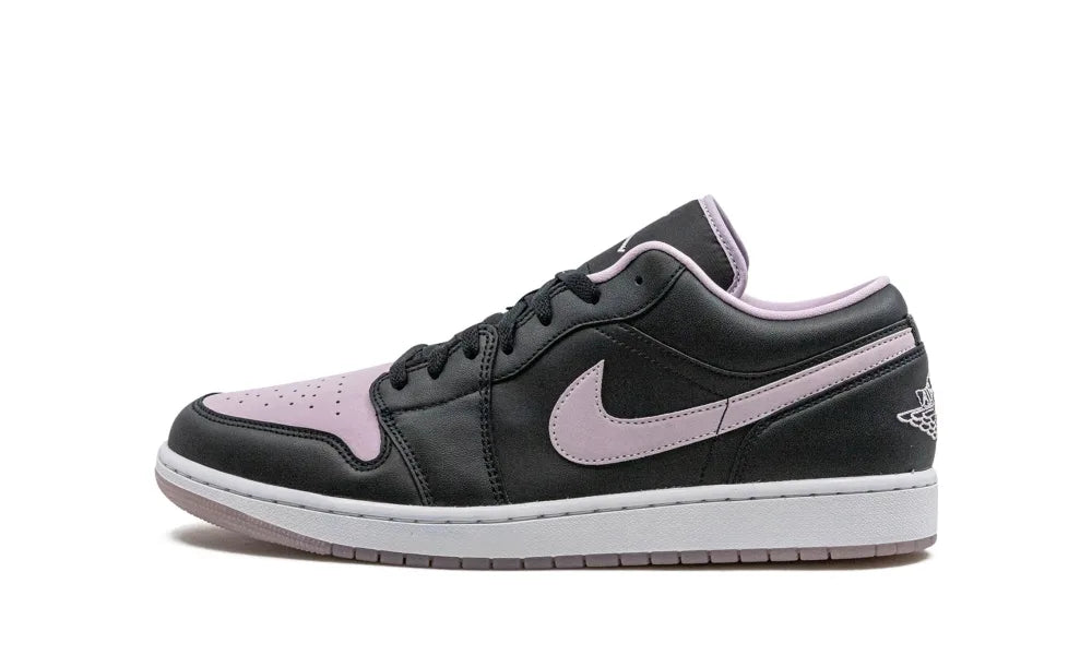 Jordan 1 Low SE Black Iced Lilac