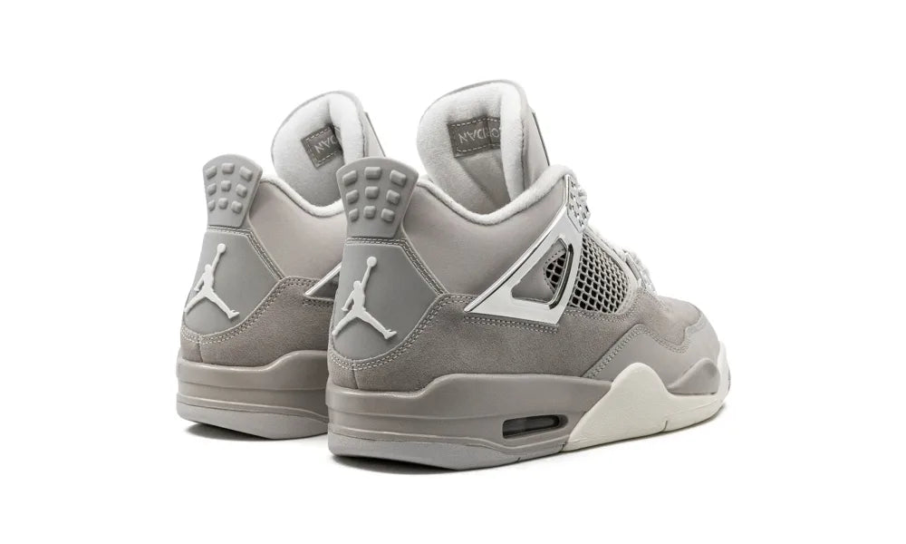 Jordan 4 Retro Frozen Moments (W)