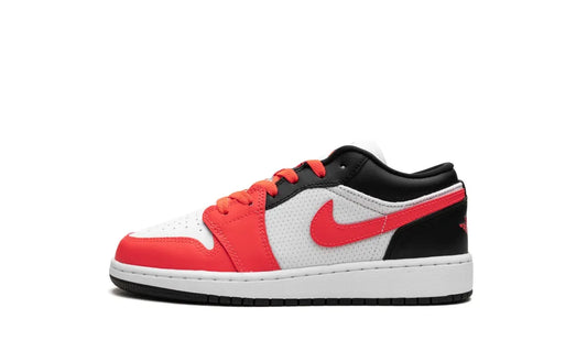 Jordan 1 Low SE Mismatched Infrared (GS)