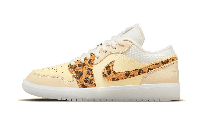 Jordan 1 Low SNKRS Day (W)