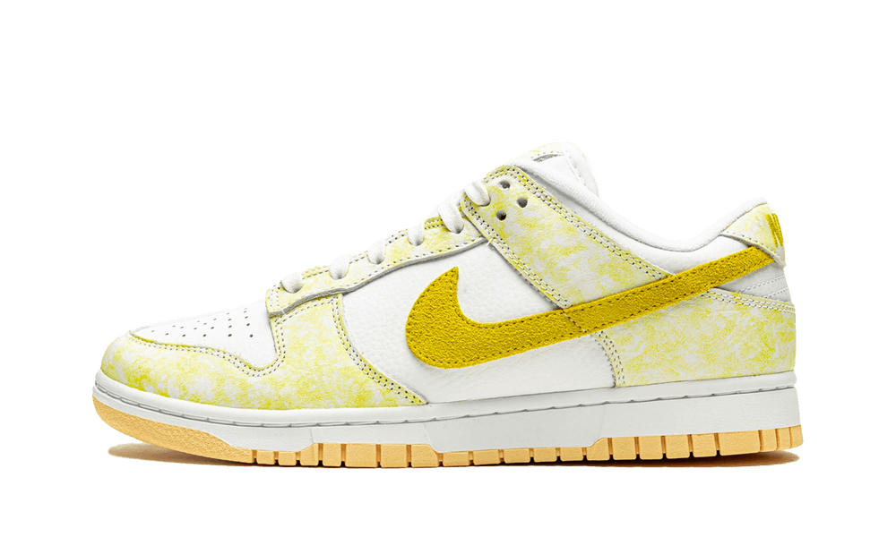 Nike Dunk Low Yellow Strike (W)