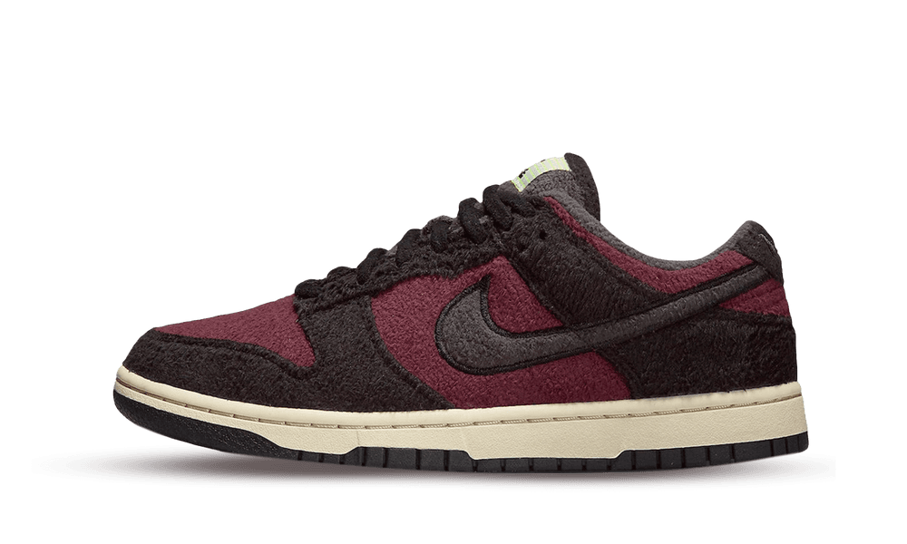 Nike Dunk Low SE polárcsomag Burgundy Crush (W)